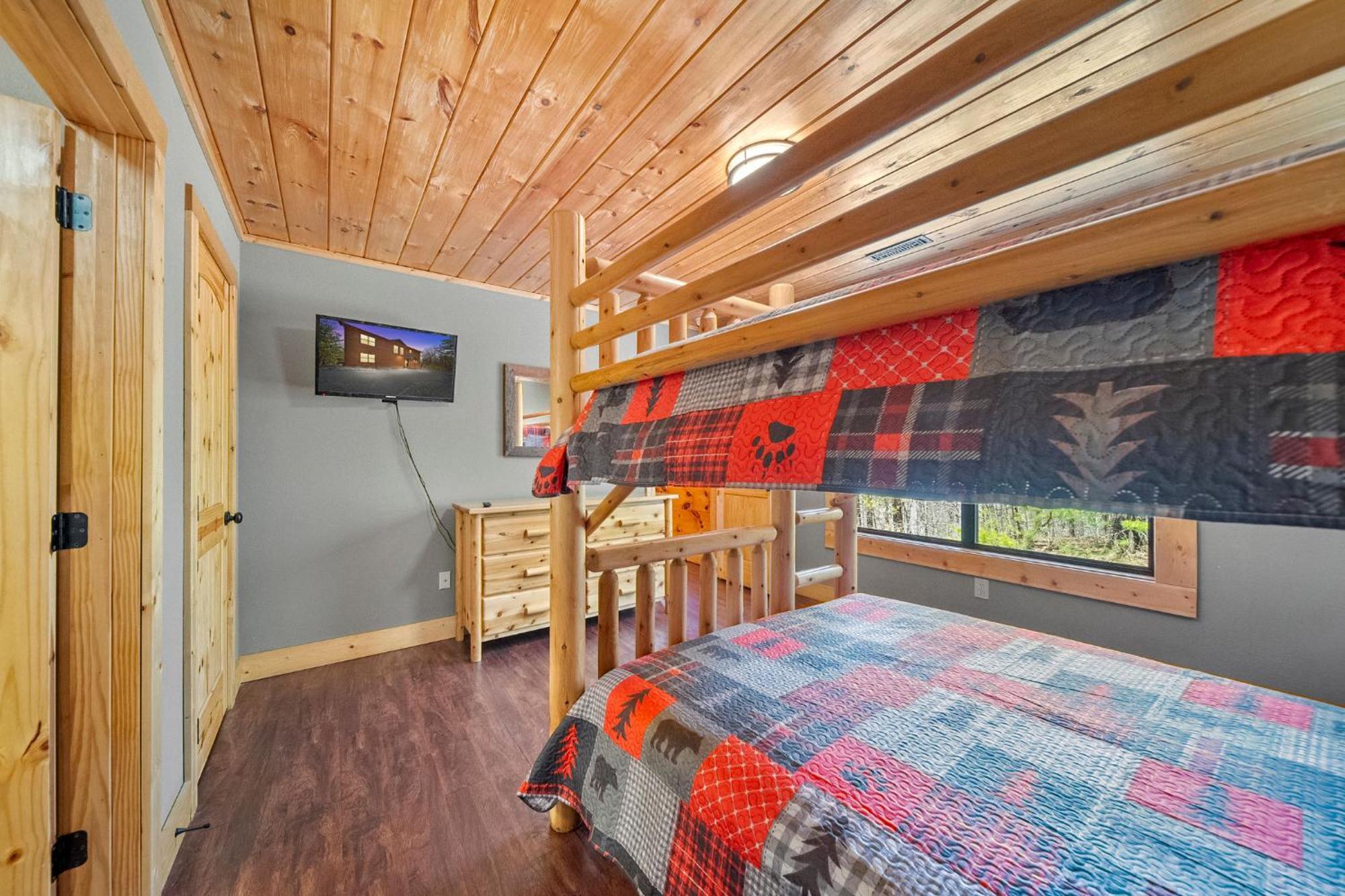 Stairway To Heaven Cabin By Staycating Gatlinburg Exterior photo