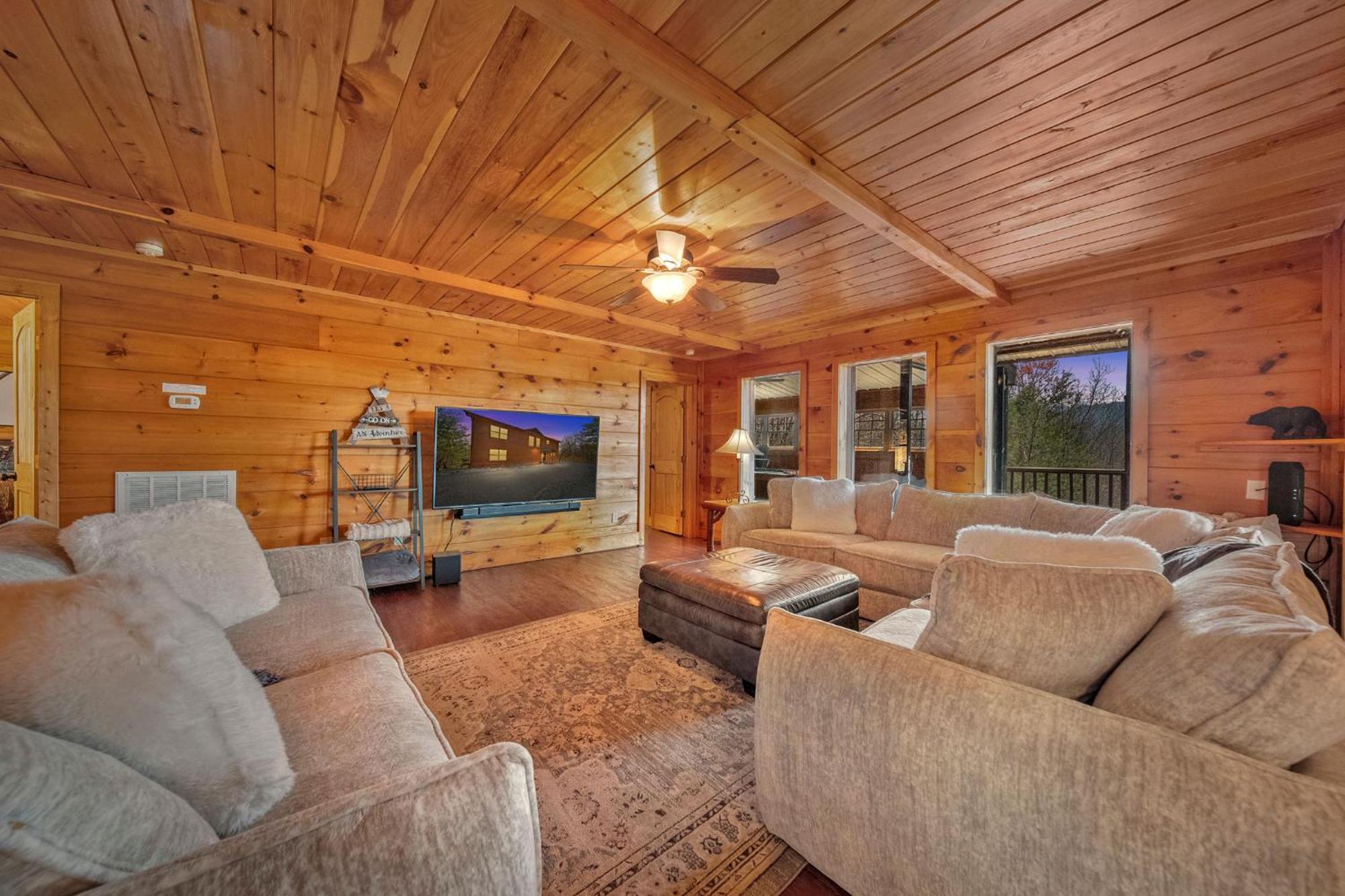 Stairway To Heaven Cabin By Staycating Gatlinburg Exterior photo