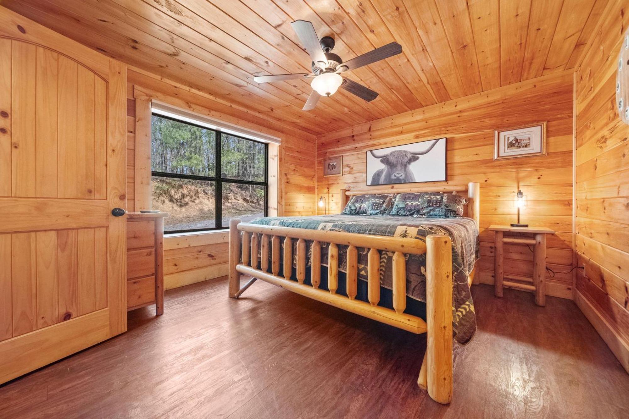 Stairway To Heaven Cabin By Staycating Gatlinburg Exterior photo